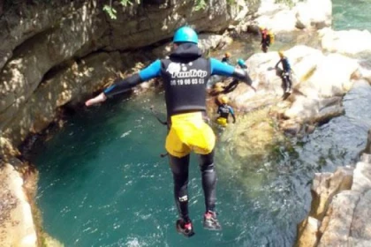 Aquatic Hike - Gorges du Loup - Exploregion