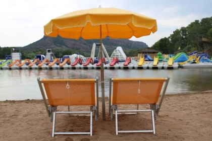 ARENA - Sunbed & sunshade rental - Exploregion