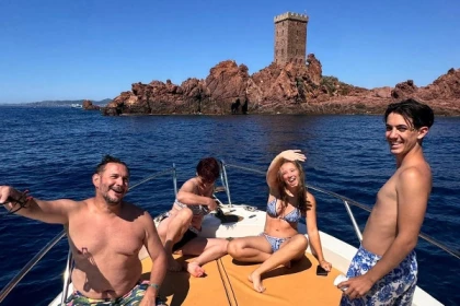 Boat Trip through the Estérel Calanques from Agay – Saint-Raphaël - Exploregion