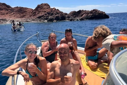 Boat Trip through the Estérel Calanques from Agay – Saint-Raphaël - Exploregion