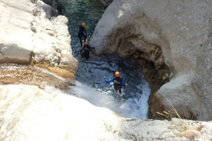 Canyoning level 2 - Gours du Ray - Exploregion