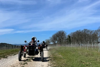 Swincar ride - Saint Cassien Lake - Exploregion
