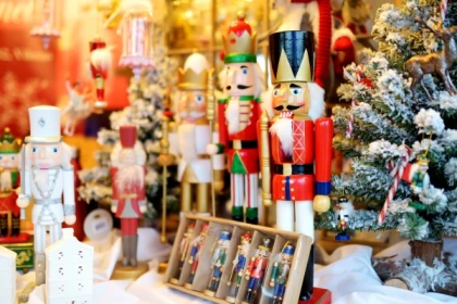 Unusual treasure hunt on the Christmas market (Riquewihr) - Exploregion