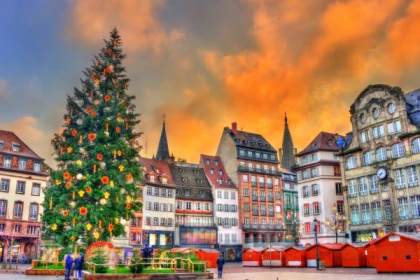 Unusual treasure hunt on the Christmas market (Strasbourg) - Exploregion
