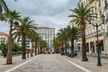 TREASURE HUNT THE MYSTERIES OF TOULON - Exploregion