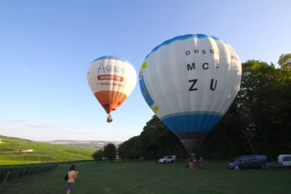 Sky of Champagne: Hot Air Balloon Flight - Exploregion