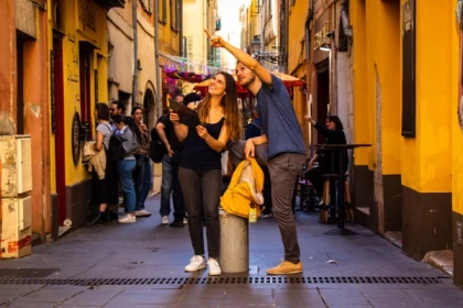 Outdoor Treasure Hunt in Nice - Exploregion