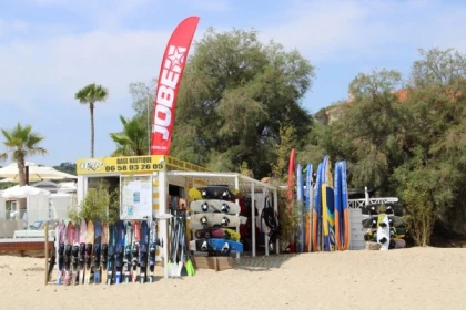 NARTELLE -  Giant Stand Up Paddle Rental - Exploregion