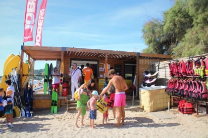 NARTELLE - Stand Up Paddle Rental with transparent window - Exploregion