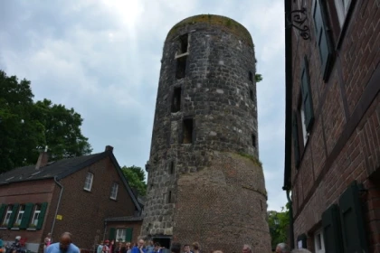Neuss: Schloss Dyck-Tour (max. 120 Min) - Exploregion