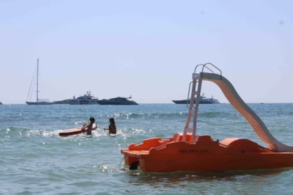 PAMPELONNE - Pedal boat rental - Exploregion
