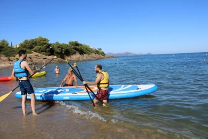 PAMPELONNE -  Giant Stand Up Paddle rental - Exploregion