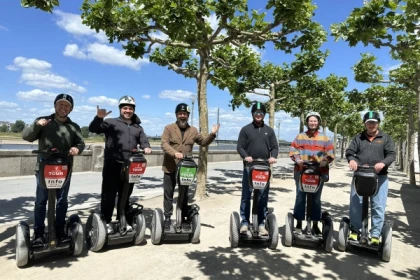 Segway Tours in Düsseldorf: classical City-Tour - Exploregion