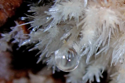 Self guided tour of the Obscure Baume - Exploregion