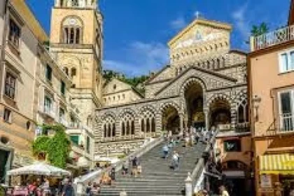 Sorrento and Amalfi Coast from Naples - Group Tour - Exploregion