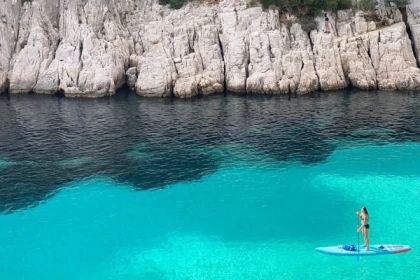 Stand Up Paddle guided tour calanques of Cassis - Exploregion