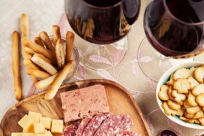 Milan Aperitivo & Street Food Tour - Exploregion