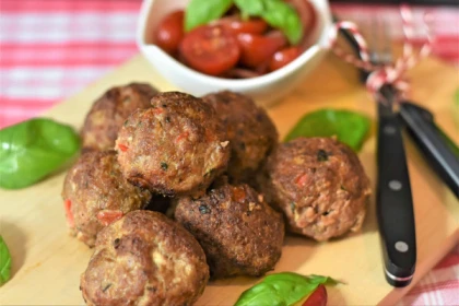 Rimini Aperitivo & Street Food Tour - Exploregion