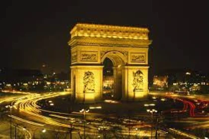 PARIS BY NIGHT CLASSIC 2h - Exploregion