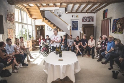 Davenne Pinot Noir Tour and Tasting in English - Exploregion