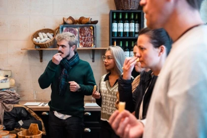Bordeaux Food and Wine Tour : Authentic Artisan Flavors - Exploregion