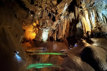 Self guided tour of the Obscure Baume - Exploregion