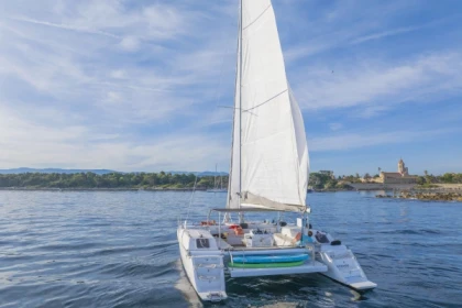 3h Catamaran privatization - Exploregion