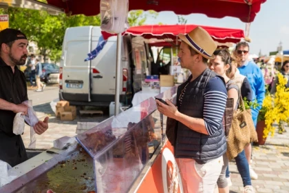 Bordeaux Market Food Tour and River Cruise - Exploregion