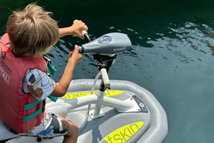 Electric Jet Ski for Kids on the Agay River – Saint-Raphaël - Exploregion
