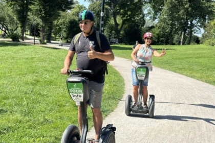 Mönchengladbach Schlösser des Niederrheins XXL Tour (3h) - app.name