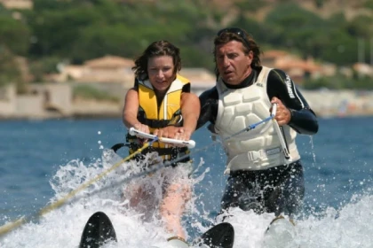 NARTELLE -  Tour de ski nautique ou wakeboard en mer - app.name