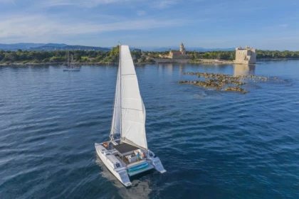 Private catamaran - 6h - Exploregion
