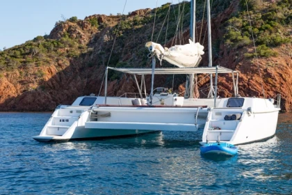 Private catamaran - 6h - Exploregion