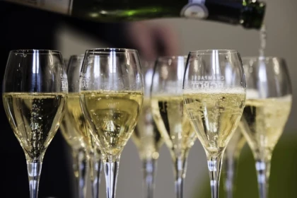 Tasting of “Two Champagne vintages” - Exploregion