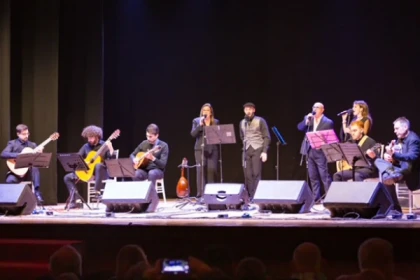 THE NEAPOLITAN SONG, TRADITIONAL NEAPOLITAN MUSIC SHOW - Exploregion