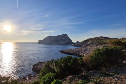 Calanques Park visit by e bike with virtual guide - Exploregion