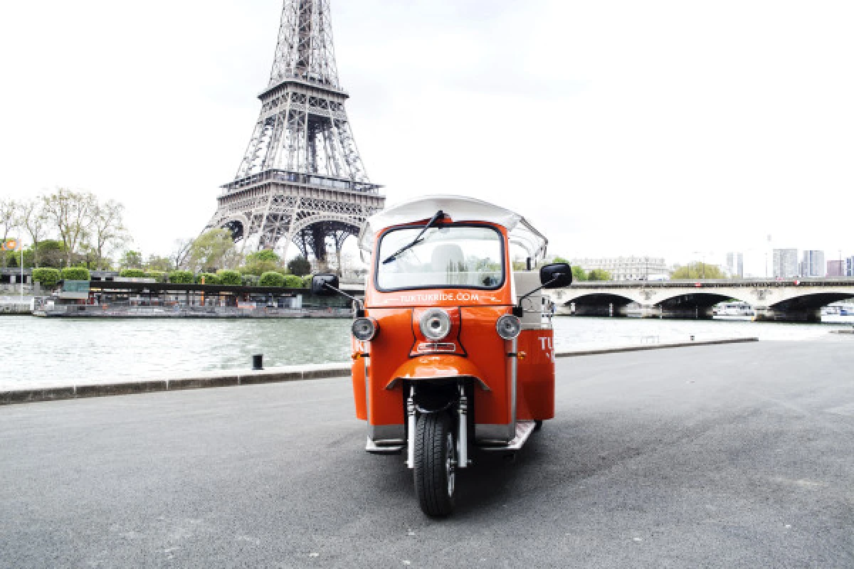 CHAMPS-ELYSEES EIFFEL TOWER (1h) - Exploregion