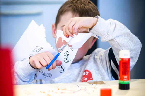 Design your own pop-up card! - Exploregion