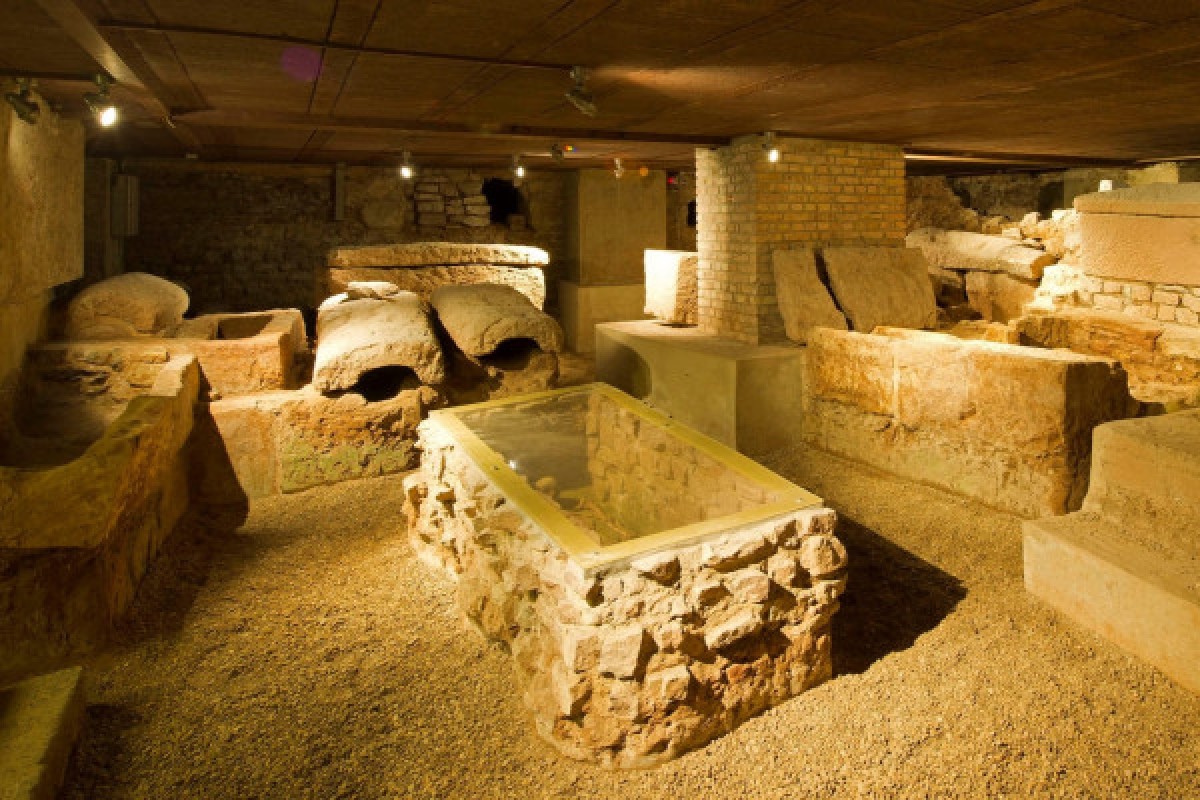 Explore the Best of Diekirch: Museums and Audio Guide Ticket - Exploregion