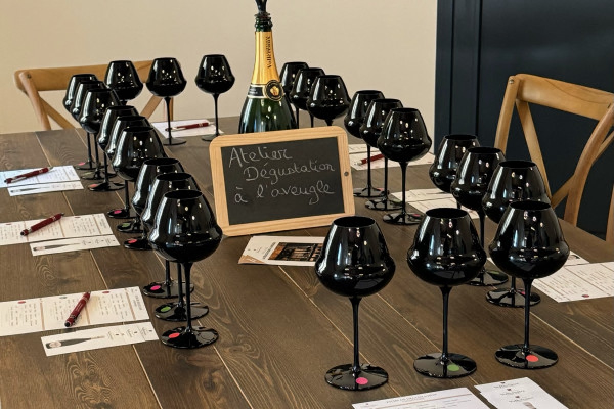 Blind tasting  (in English) - Exploregion