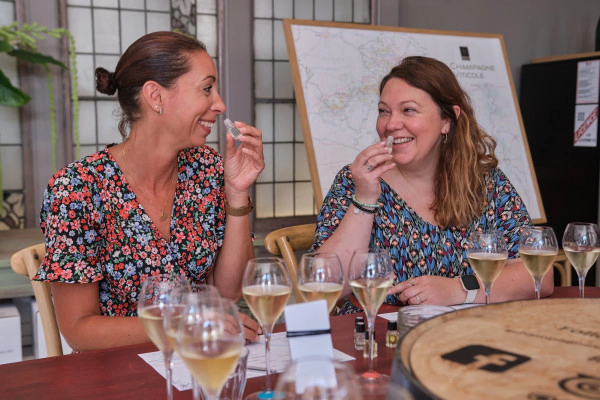 Tasting of 3 Champagnes from our families - Exploregion Tasting of 3 Champagnes from our families - Exploregion