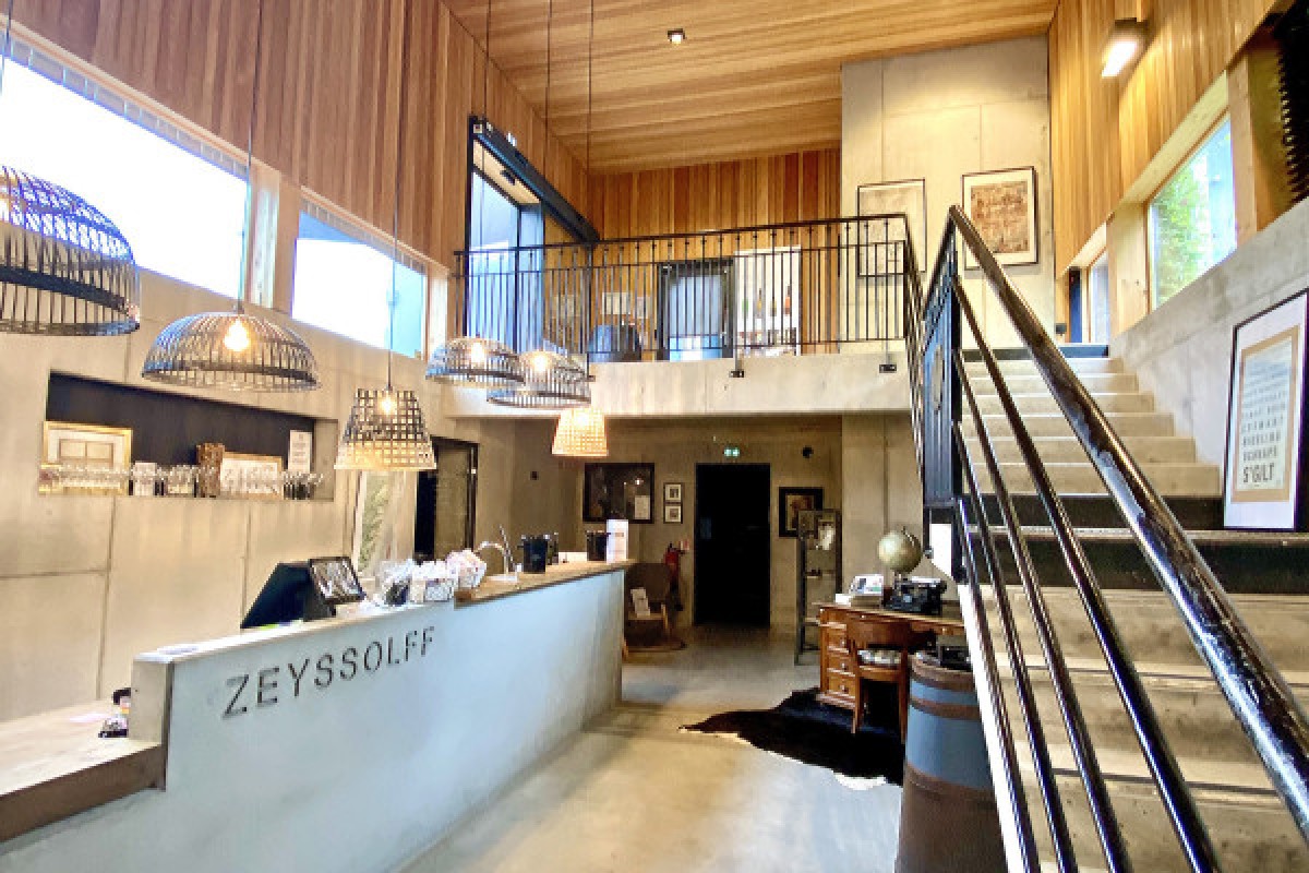 Wine tasting and immersive cellar tour - Exploregion