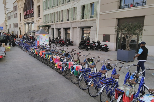 Electric bike rental in Marseille - Exploregion
