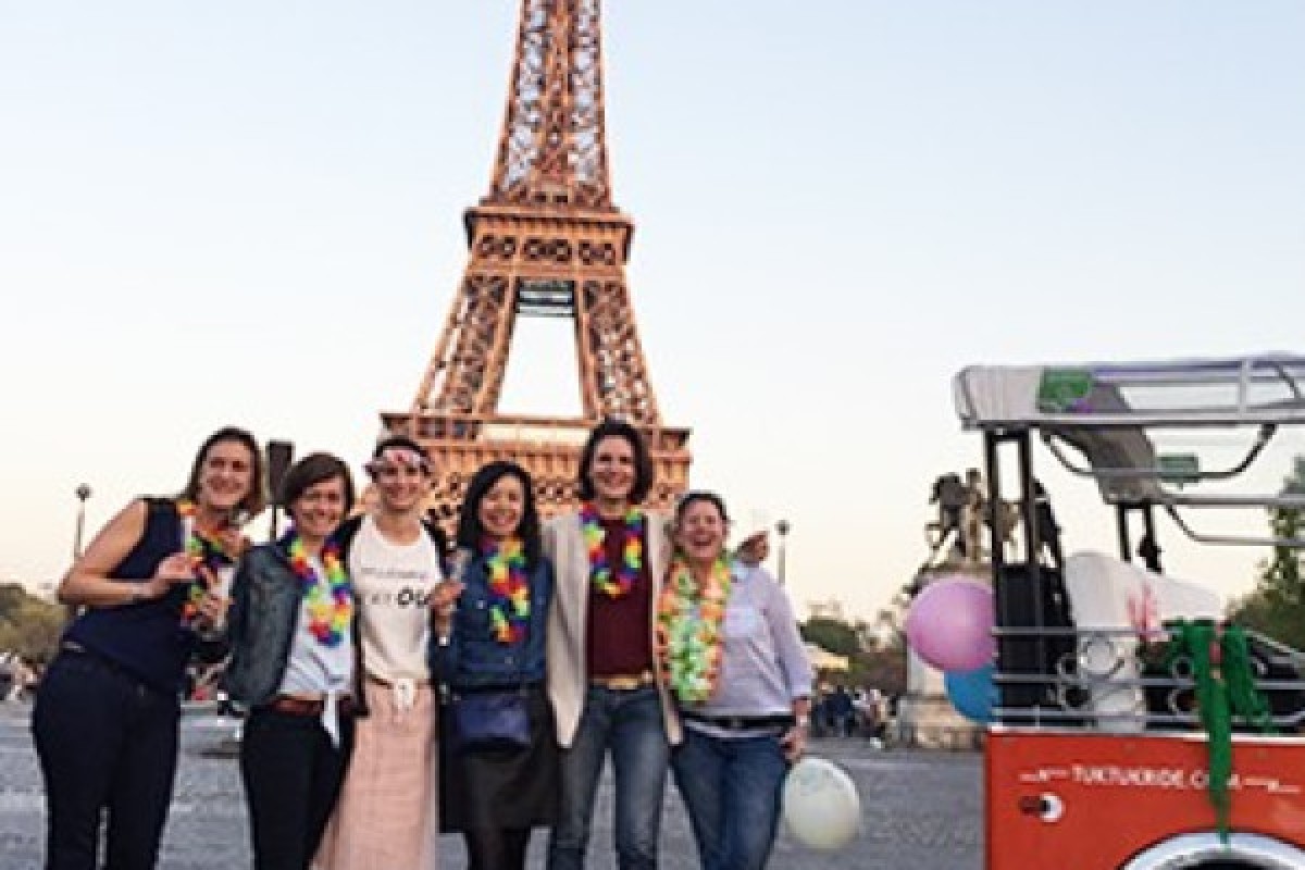 BACHELORETTE & BACHELOR PARTY (1H) - Exploregion