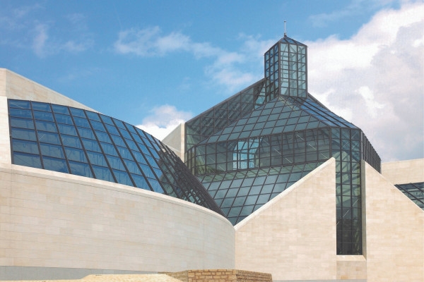 Explore Cultural Marvels with Museum Pass and E-Bike Ride - Exploregion