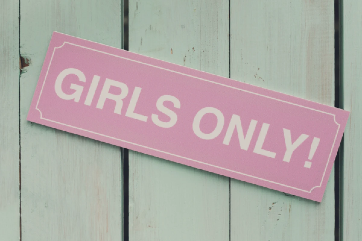 HEN PARTY CITY CHALLENGE PARIS - Exploregion