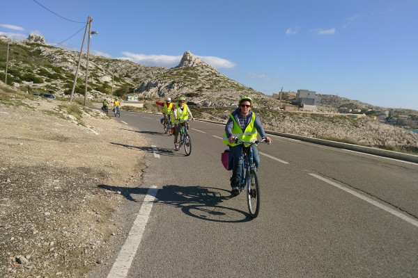 Marseille to Calanques EBike day tour - Exploregion