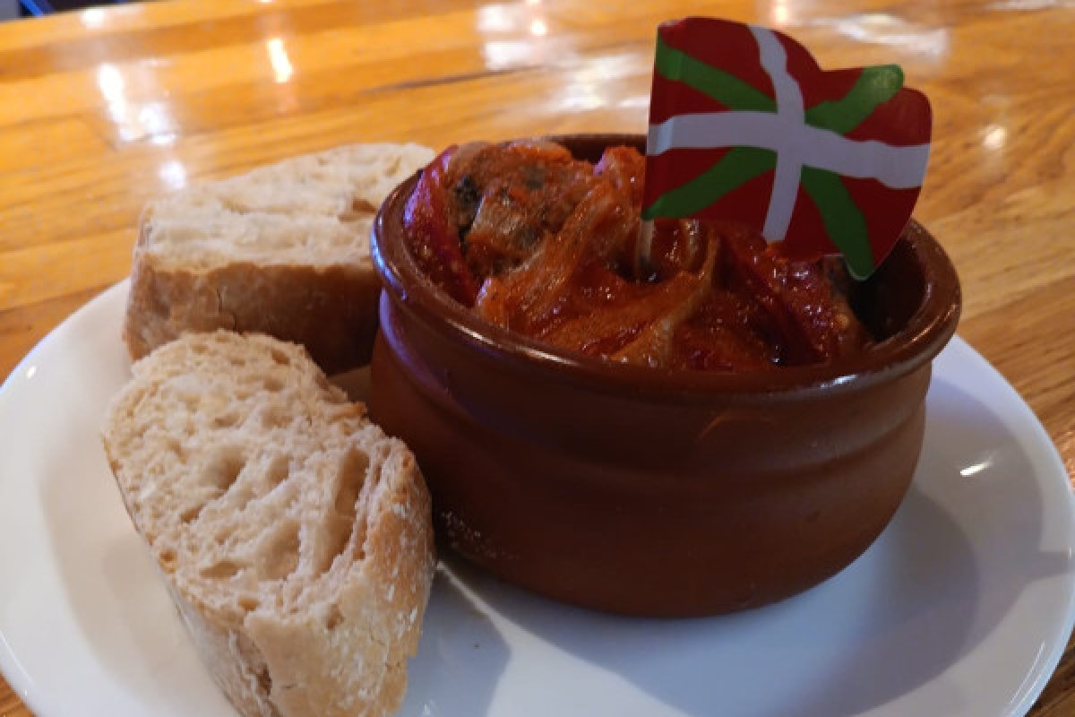 Bilbao Gourmet tapas tour - Exploregion