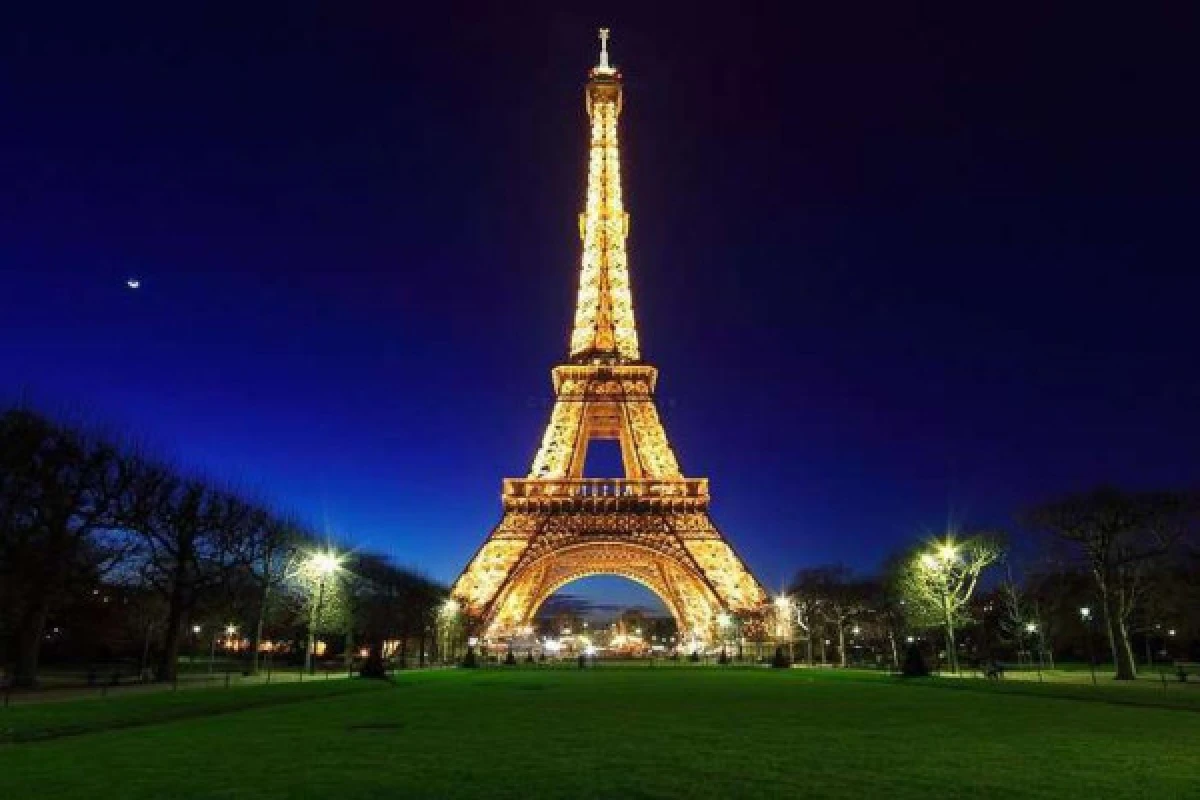 PARIS BY NIGHT CLASSIC 2h - Exploregion