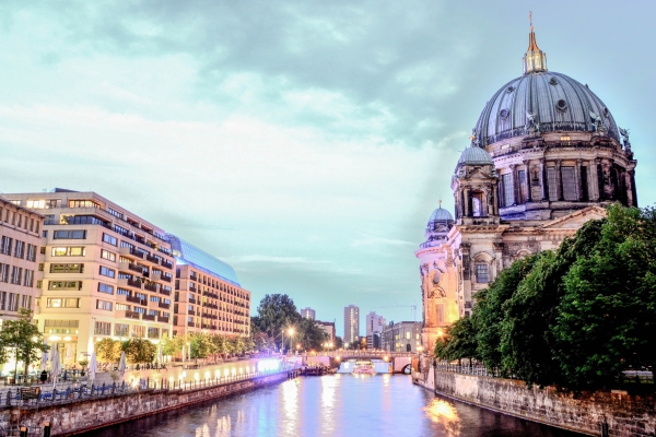 Unusual treasure hunt on the Christmas market (Berlin) - Exploregion